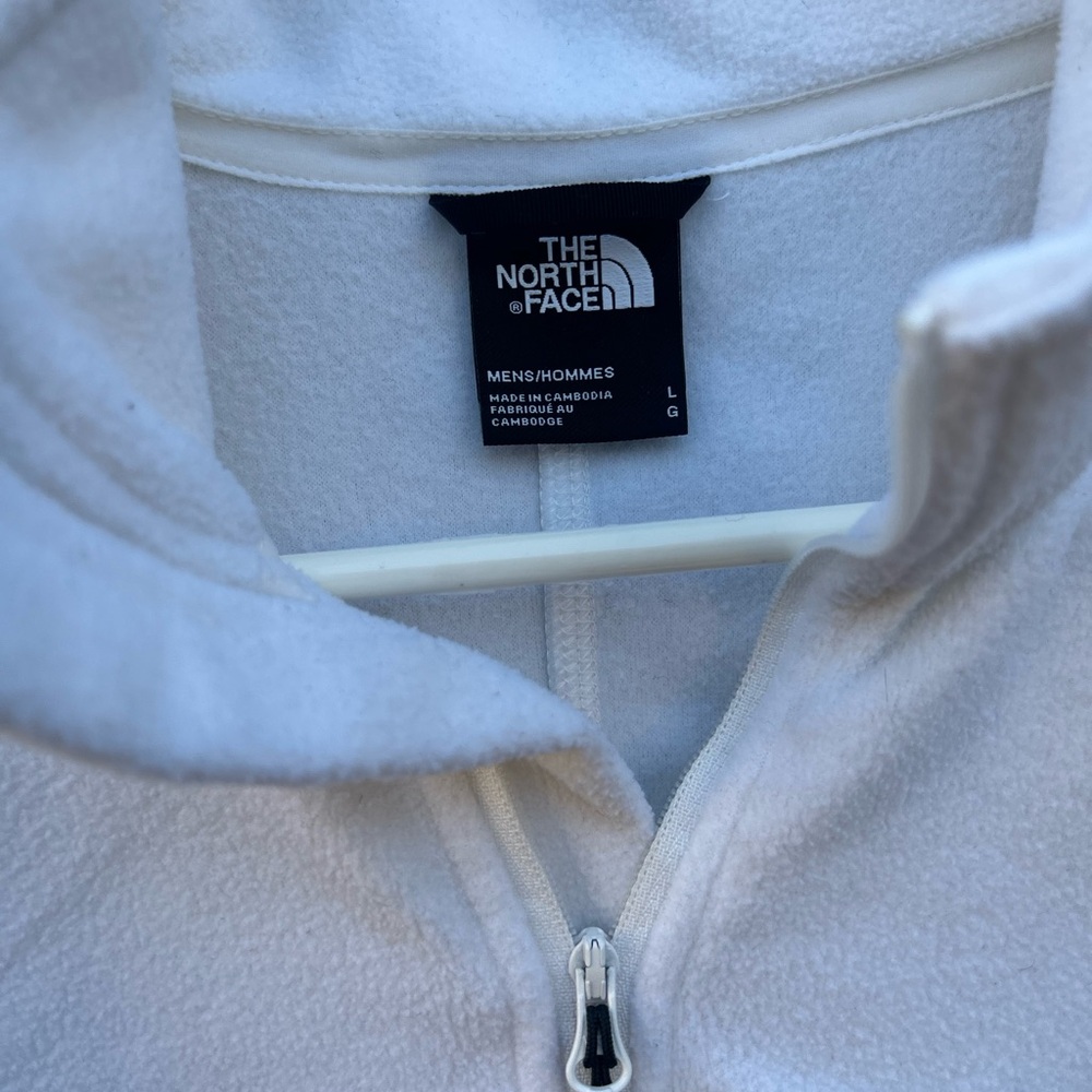 The North Face Men's White Fleece Pullover